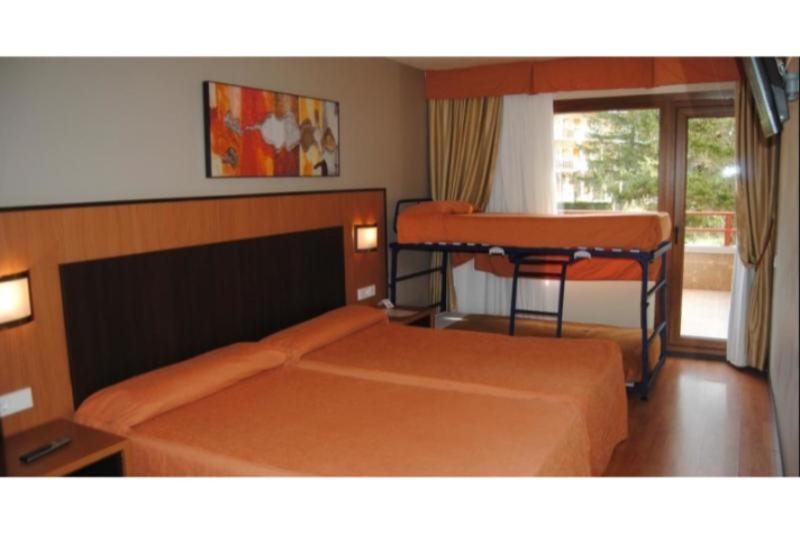 Apartamentos SNÖ Edelweiss Cerler Habitación foto